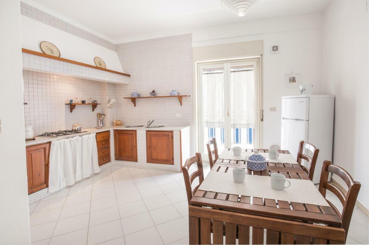 Fabiene Familyholidays Deluxe Plus Cefalu Exterior photo